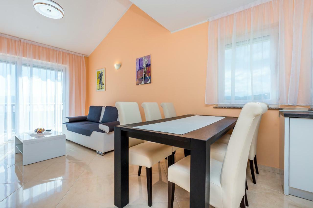 Luxury Apartments Kostrena With Pool Экстерьер фото