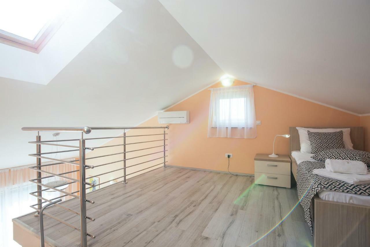 Luxury Apartments Kostrena With Pool Экстерьер фото