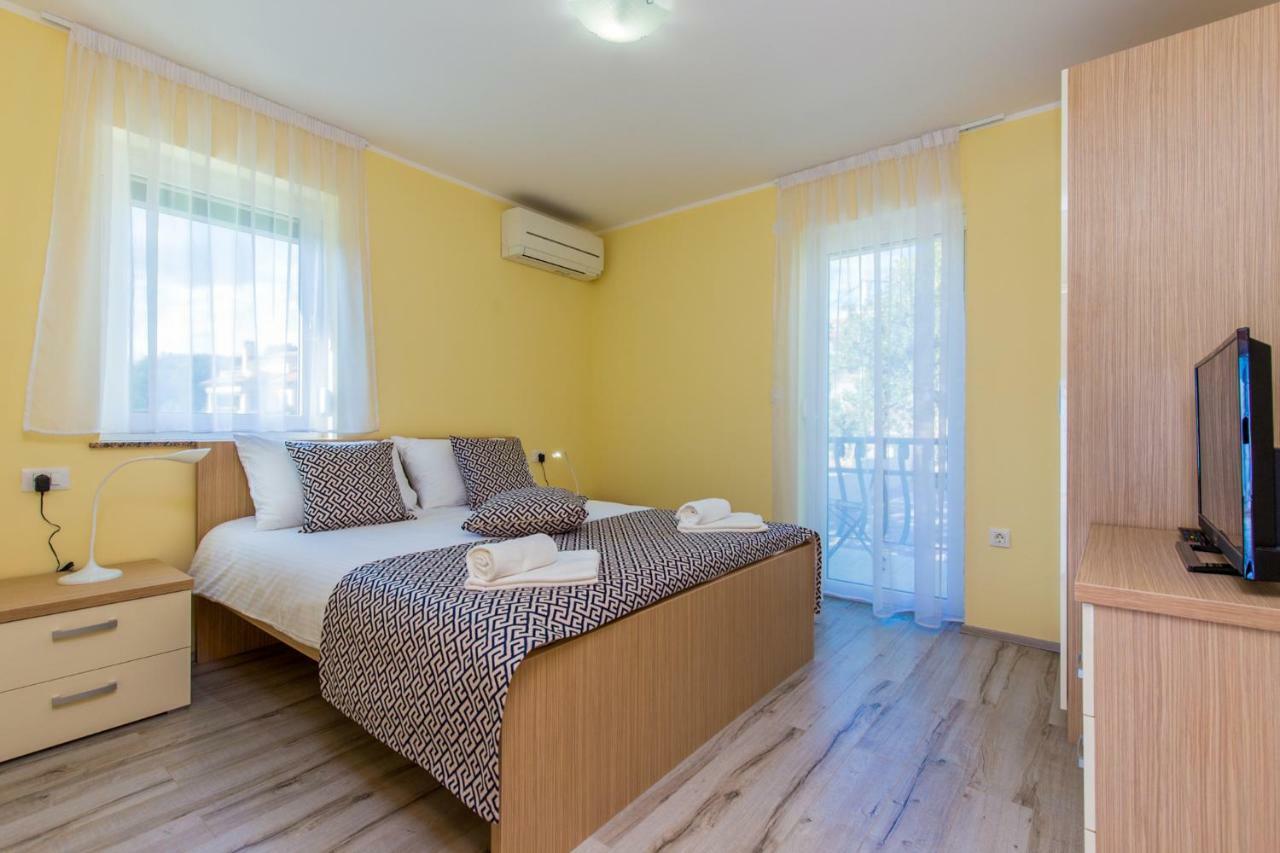 Luxury Apartments Kostrena With Pool Экстерьер фото