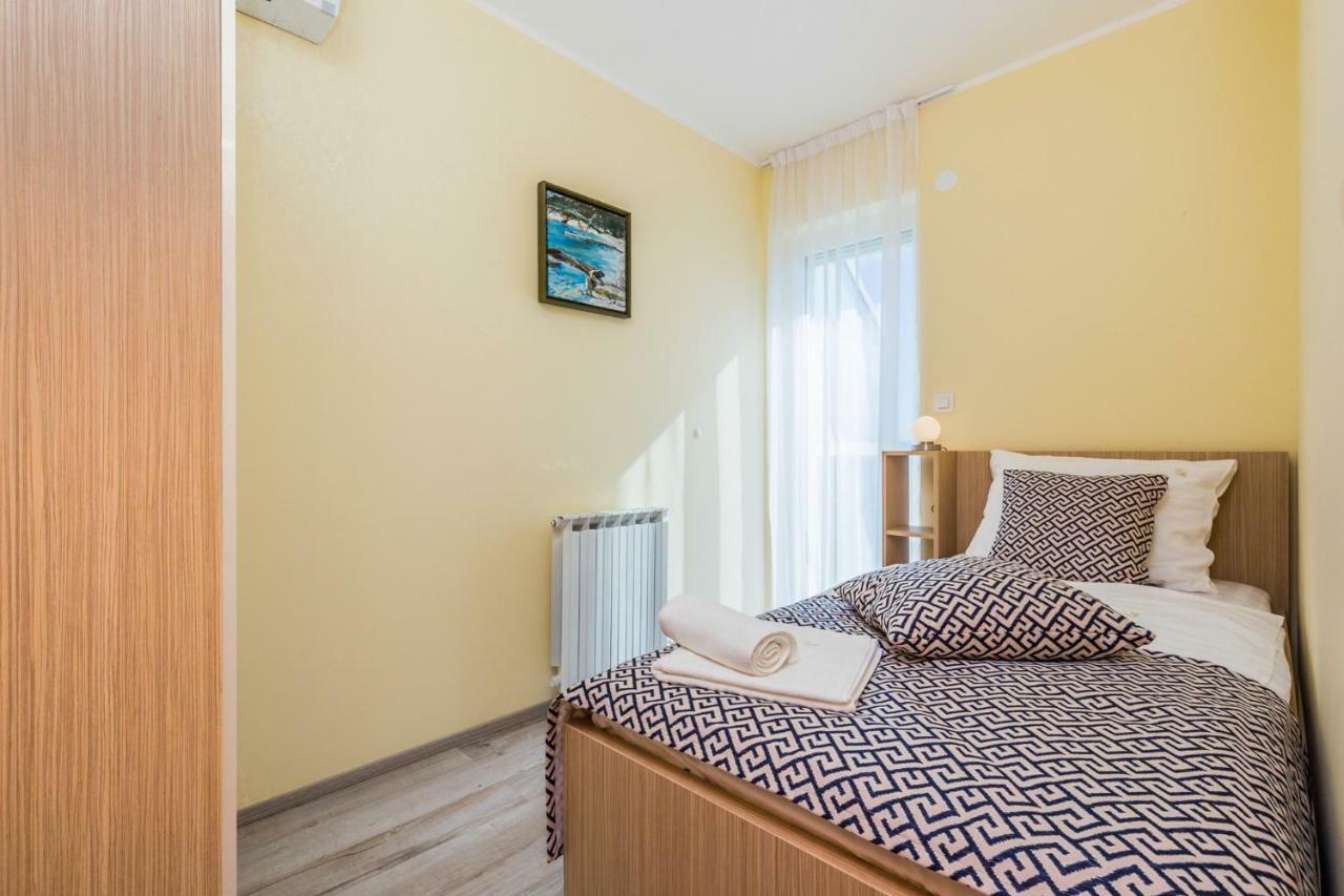 Luxury Apartments Kostrena With Pool Экстерьер фото